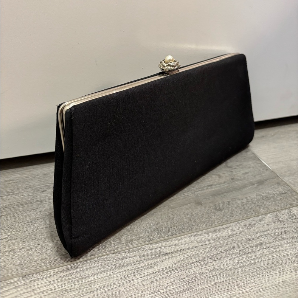 Metro Classic Black Clutch